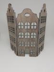Haus braun aus Holz für Teelicht 